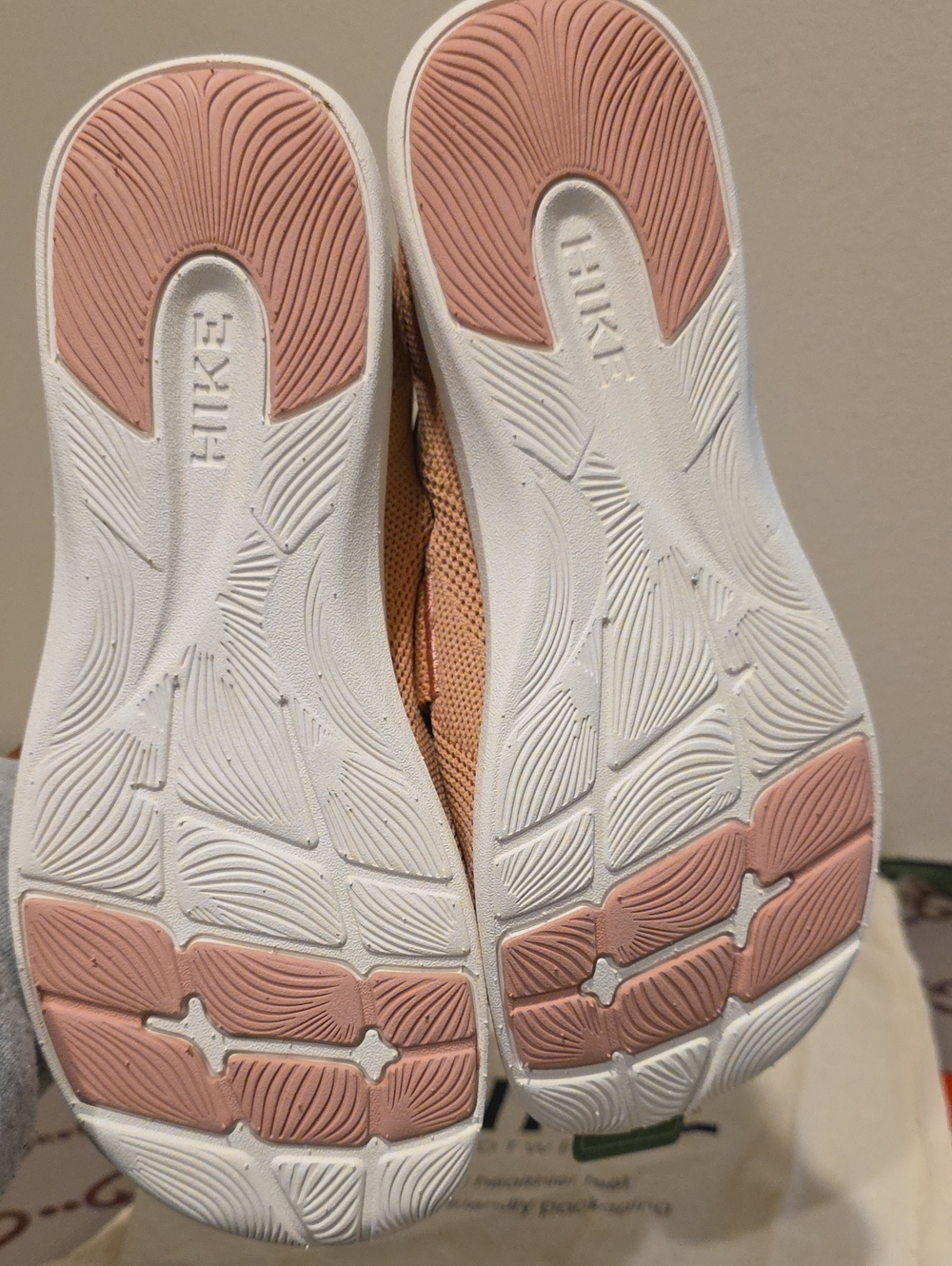HIKE Slip-On Mesh Sneakers in Peach Size US 8 - Picture 3 of 6